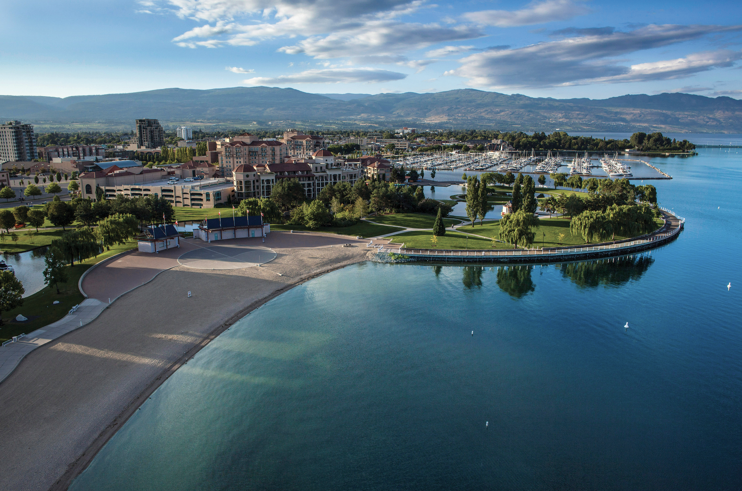 okanagan valley lake british columbia canada