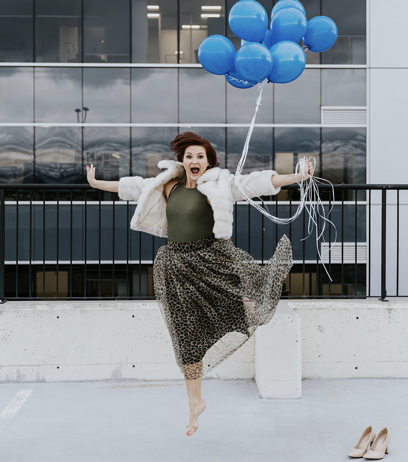 create and collaborate on local marketing social media content campaigns with carien rennie of luxury bc living in kelowna okanagan british columbia canada